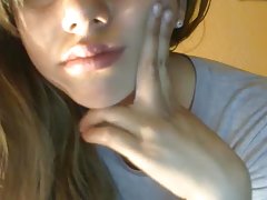 Krissy lynn inclinando-se sob assistir a um filme pornô em hd